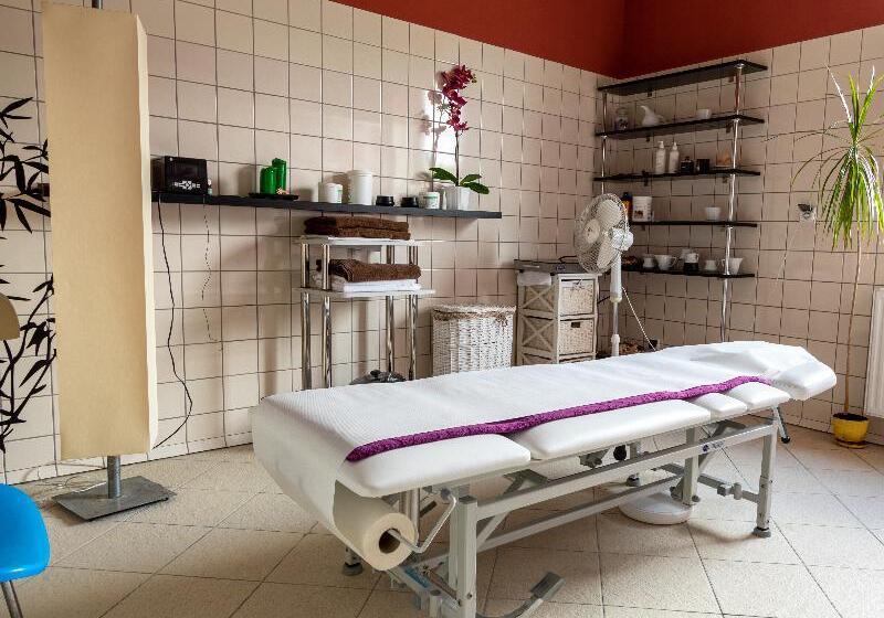 בית מלון כפרי Wolin