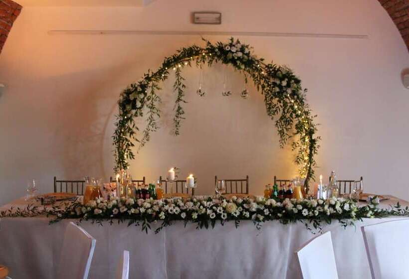 Отель Zamek Lubliniec