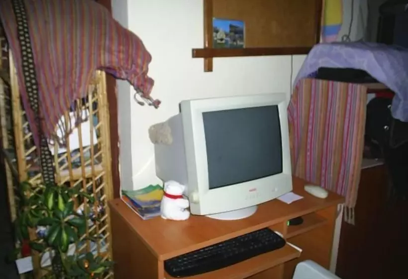 فندق على الطريق Ani Pension