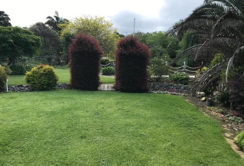 Bed and Breakfast Silverdale Garden Studio