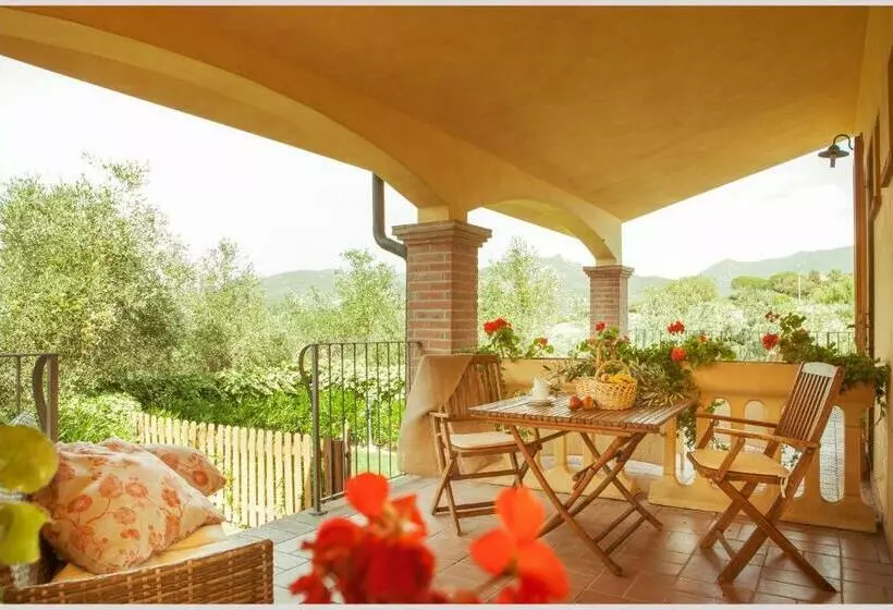 هتل Agriturismo Costa Etrusca