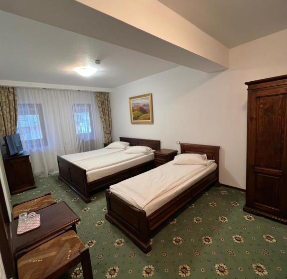 Pensiunea Pasul Clabucetului