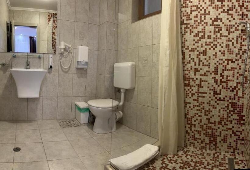 Pensiunea Pasul Clabucetului