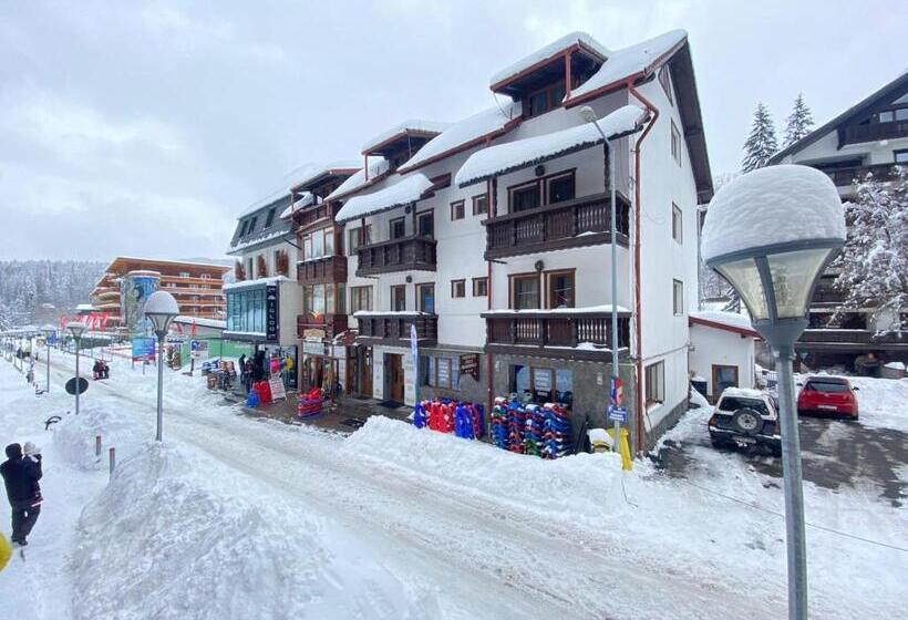 Pensiunea Pasul Clabucetului