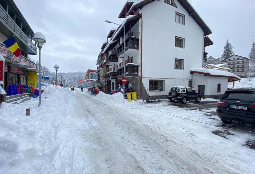 Pensiunea Pasul Clabucetului