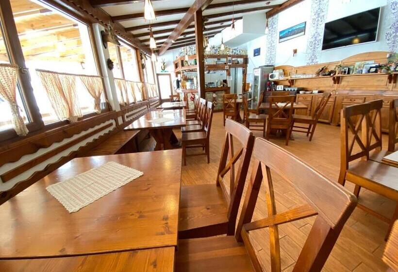 Pensiunea Pasul Clabucetului