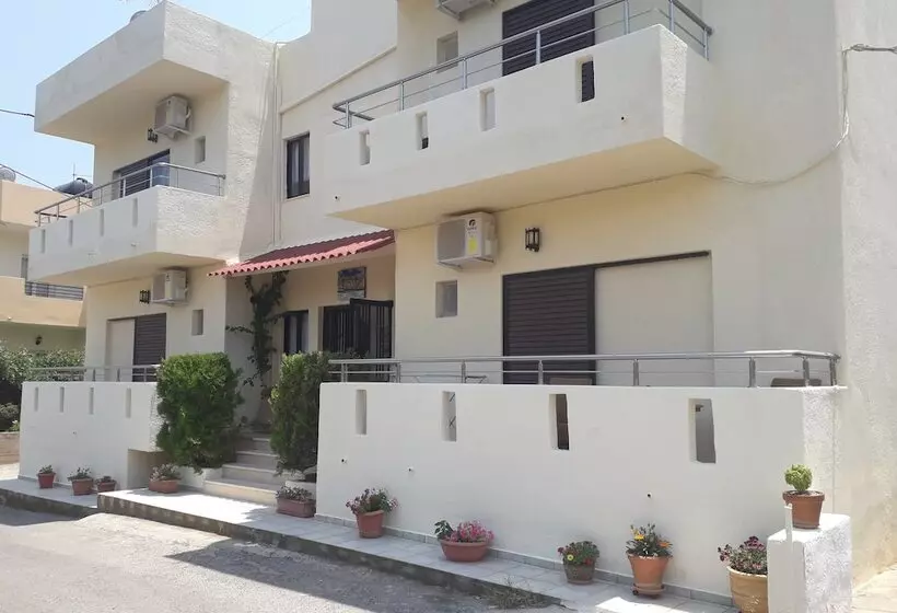 Elounda George Studios