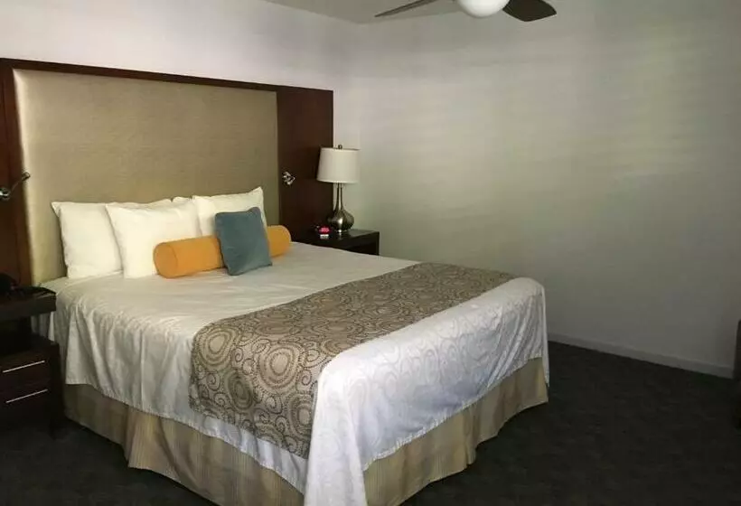Getaways At Palm Springs Tennis Club
