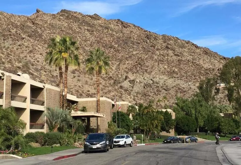 Getaways At Palm Springs Tennis Club