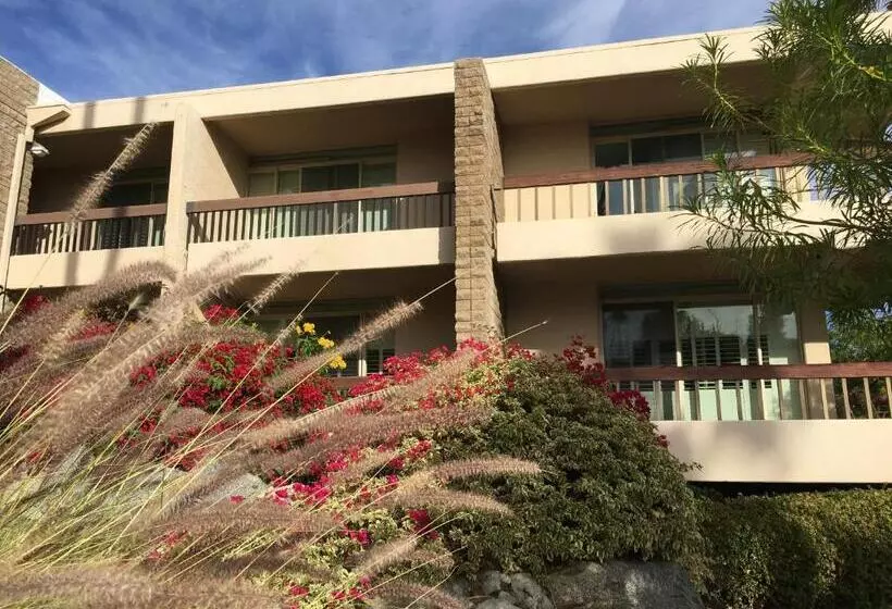 Getaways At Palm Springs Tennis Club