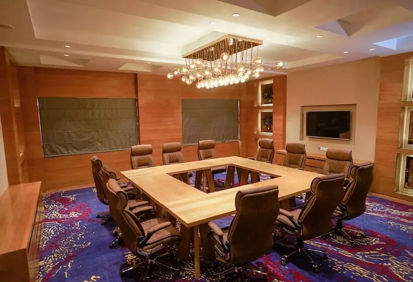 Hotelli Best Western Vrindavan