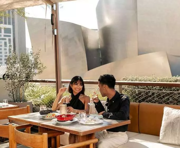 ホテル Conrad Los Angeles