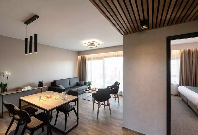 Hotelli Golden Lakes