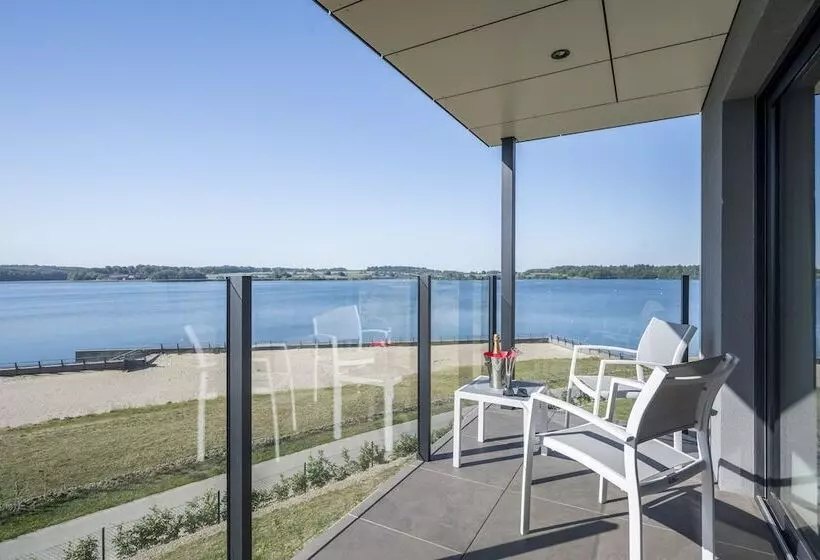 Hotelli Golden Lakes