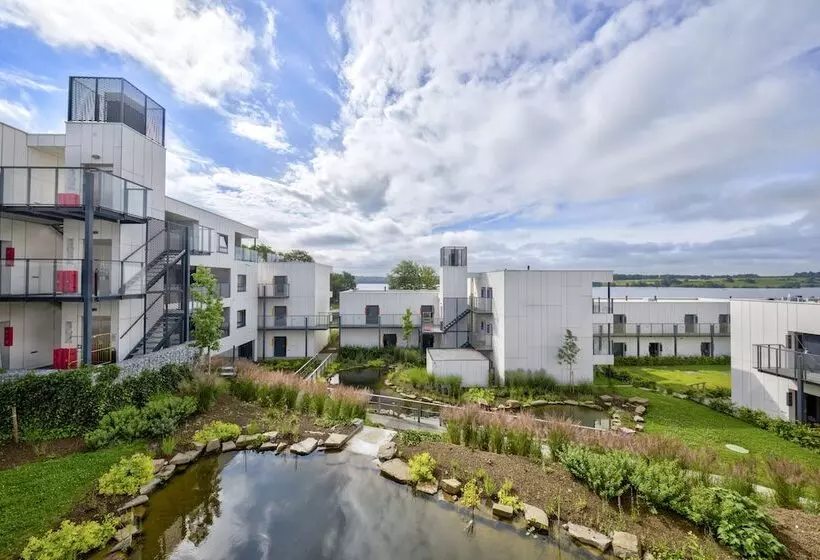 Hotelli Golden Lakes