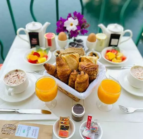 هتل Le Suffren Hôtel