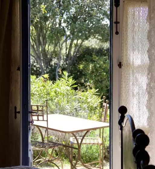 Hotelli Mas De La Beaume