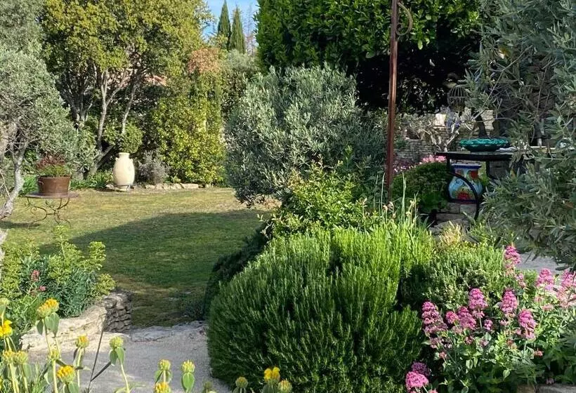 Hotelli Mas De La Beaume