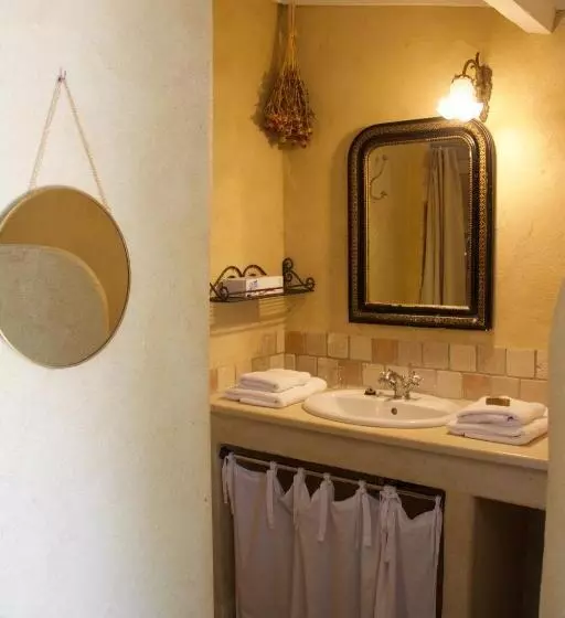 Hotelli Mas De La Beaume