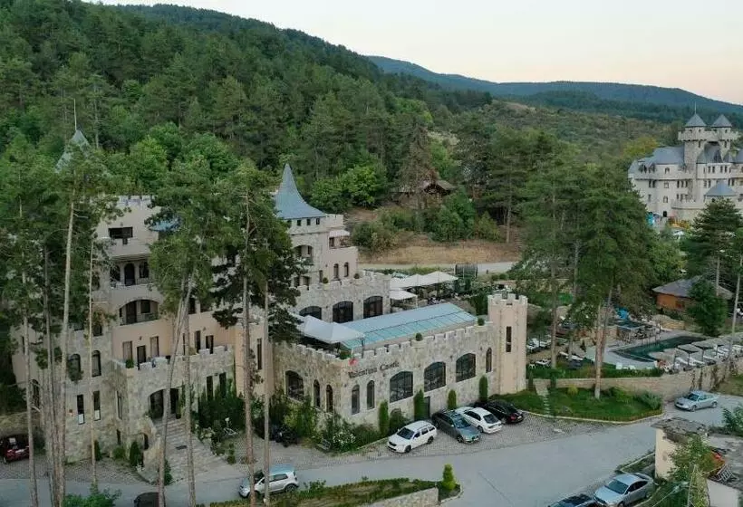 Hotelli Valentina Castle