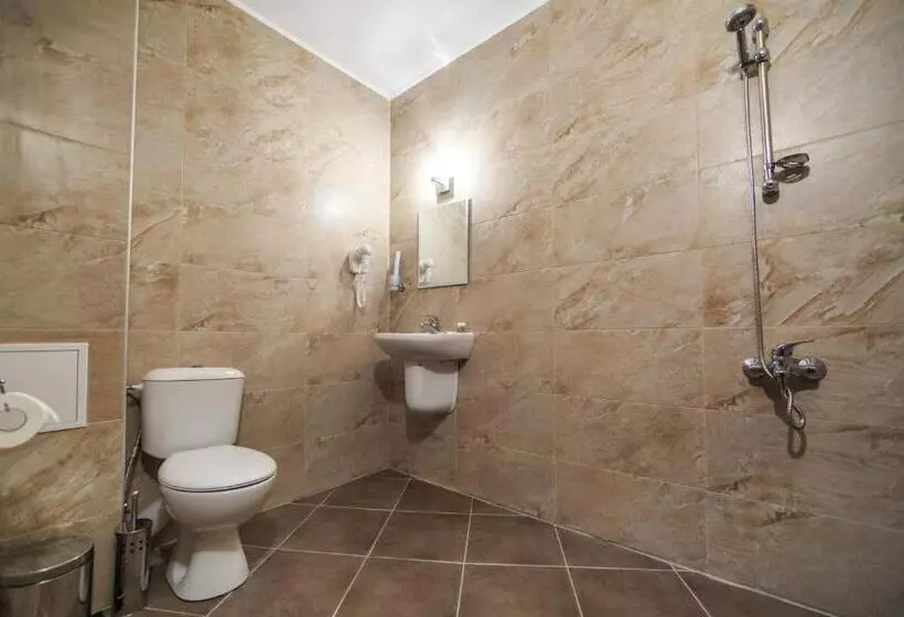 Hotelli Valentina Castle