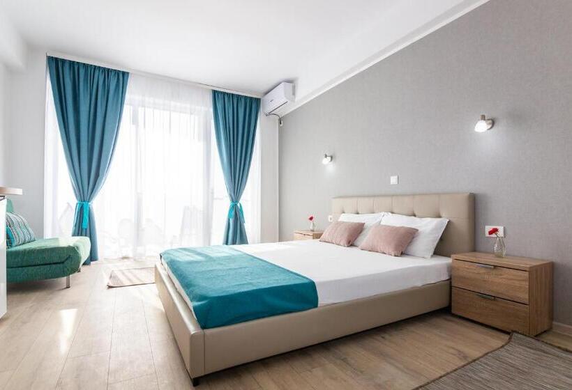 בית מלון כפרי Adriano Pe Plaja Belona