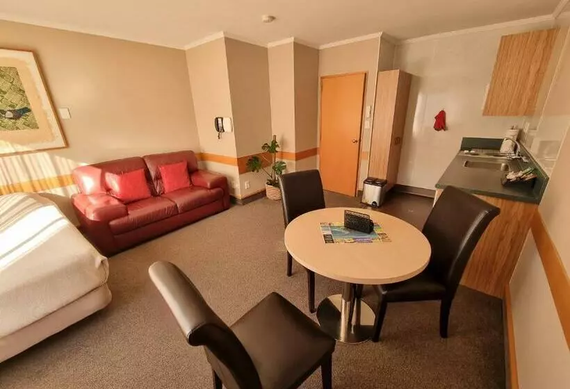 Motelli Amross Court