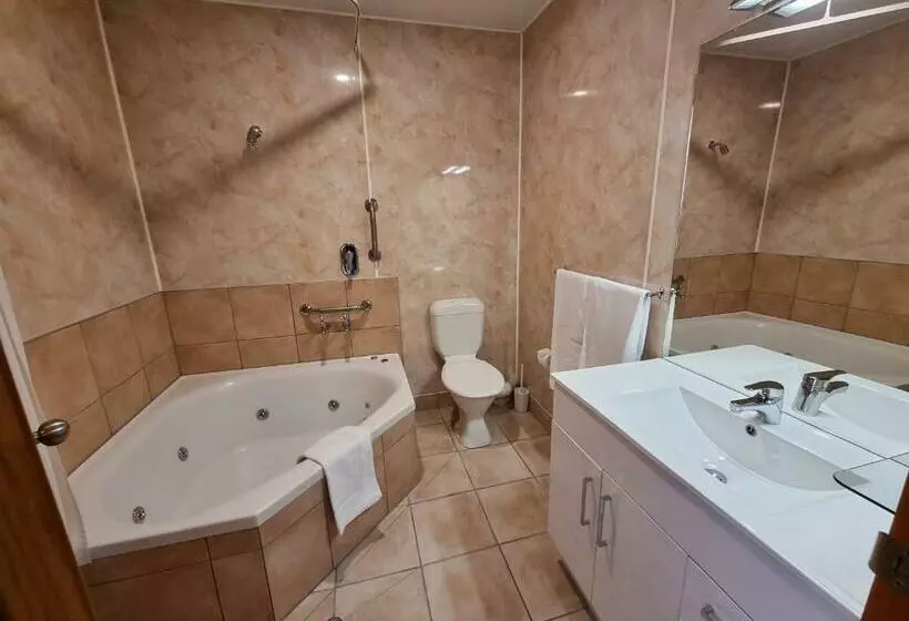 Motelli Amross Court