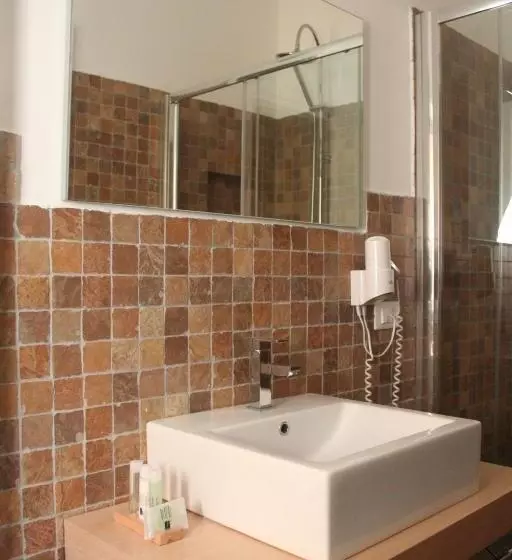 تختخواب و صبحانه Belmonte