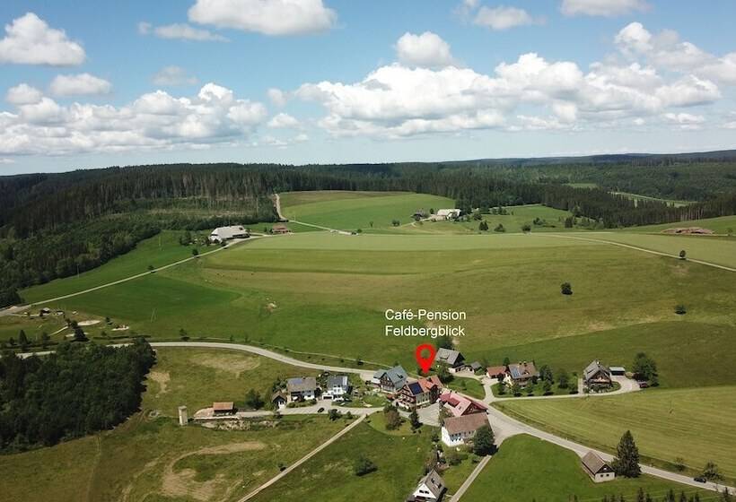 Bed and Breakfast Café Pension Feldbergblick