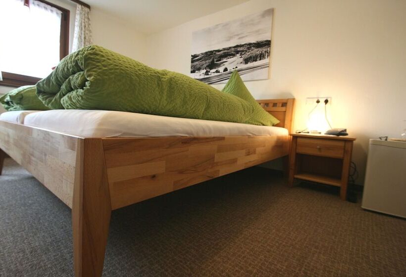 Bed and Breakfast Café Pension Feldbergblick