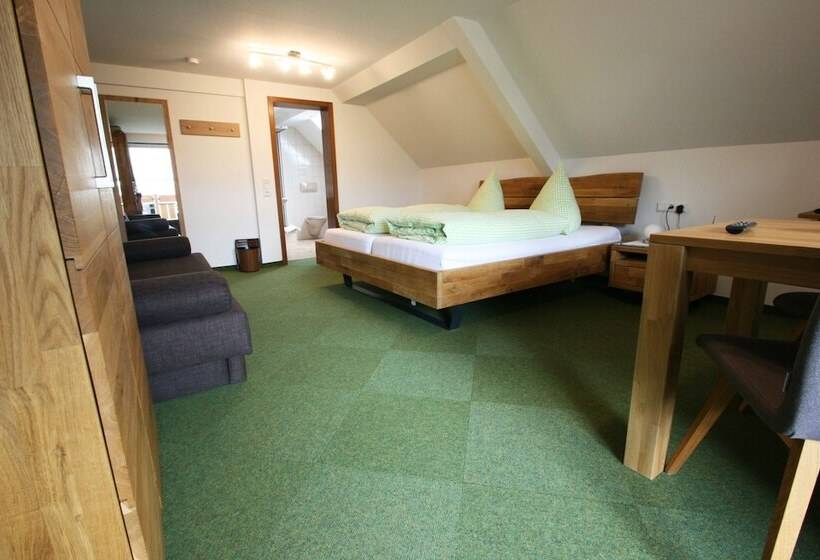 Bed and Breakfast Café Pension Feldbergblick