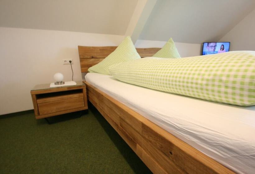 Bed and Breakfast Café Pension Feldbergblick