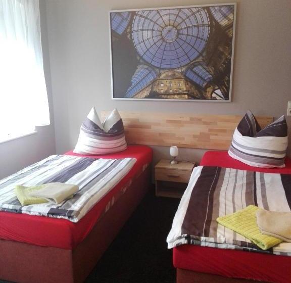 تختخواب و صبحانه Pension Hartmann