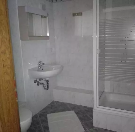 Nocleg ze śniadaniem Pension Hartmann