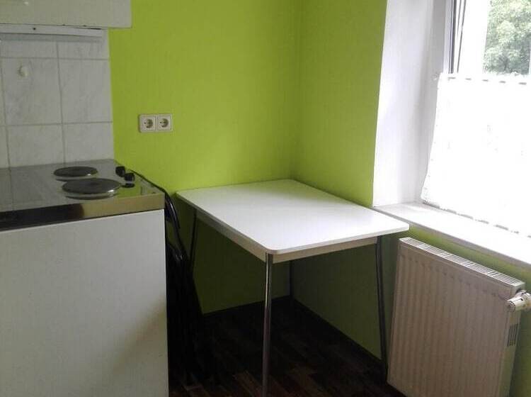 تختخواب و صبحانه Pension Hartmann