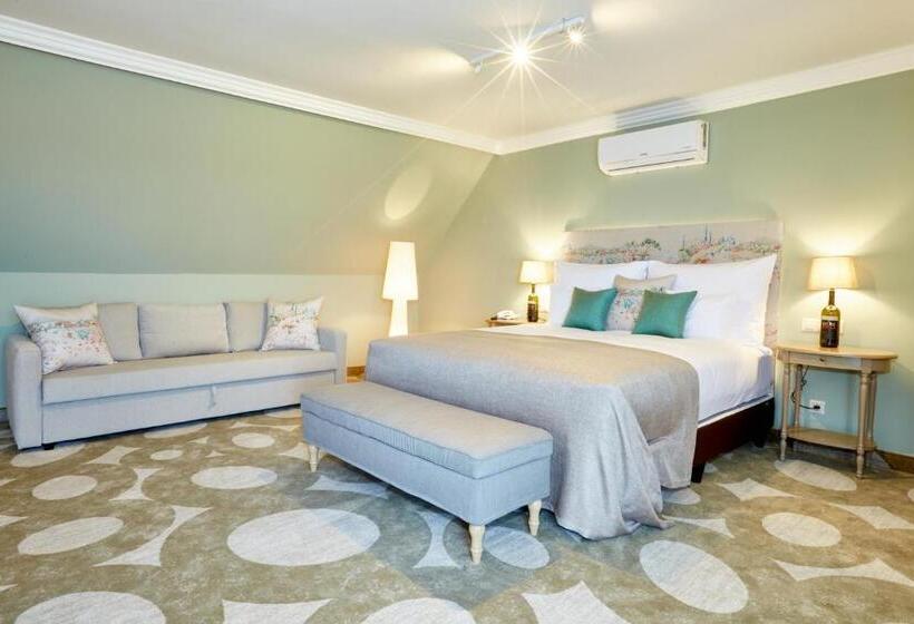 Crocus Gere Bor Hotel Resort & Wine Spa