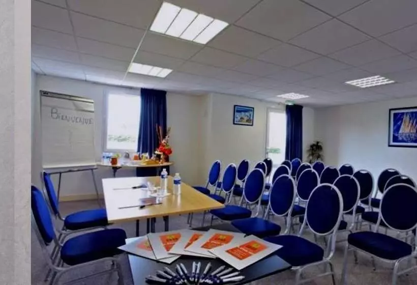 فندق Ace Hôtel Vendée Saint Hermine