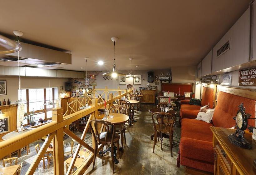 בית מלון כפרי Agh