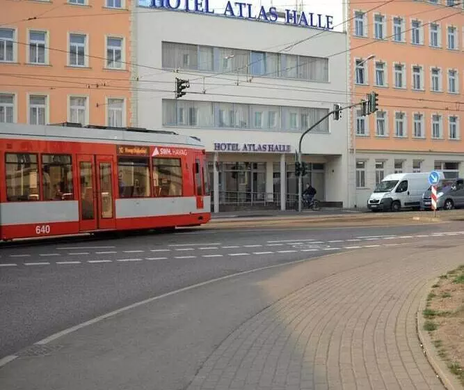 هتل Atlas Halle