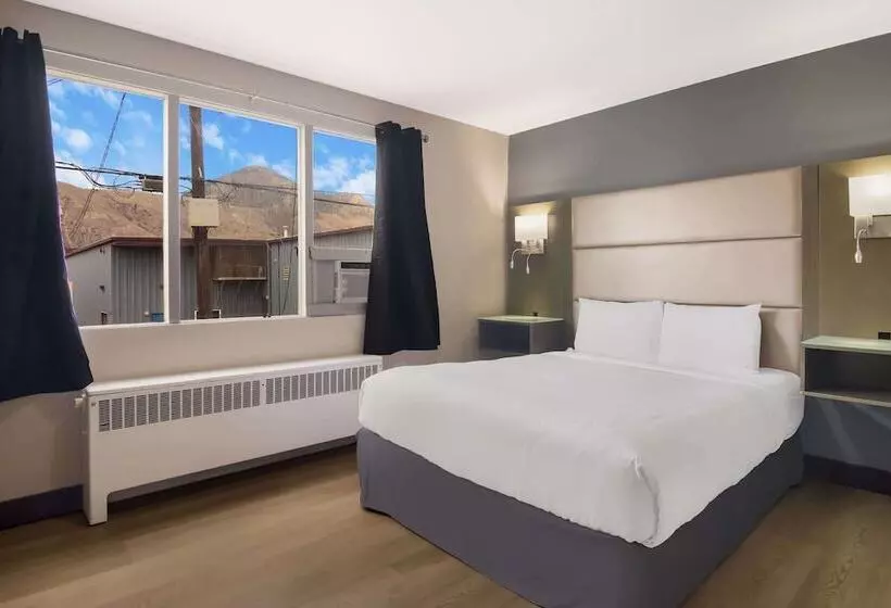 בית מלון כפרי Canadas Best Value Inn & Suites Kamloops