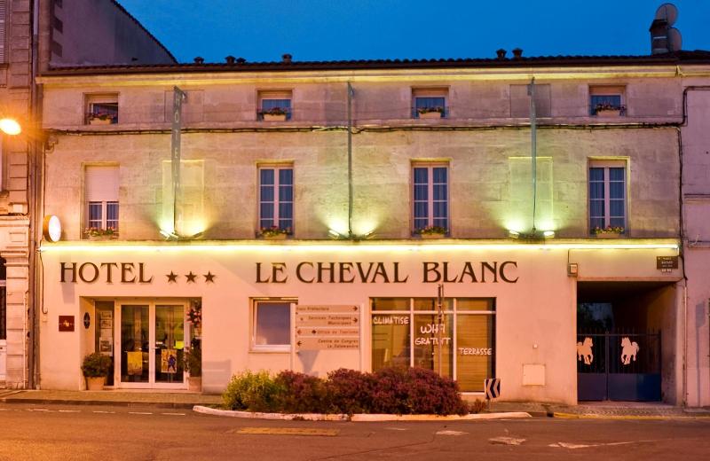 Cit Hotel Le Cheval Blanc Cognac Centre