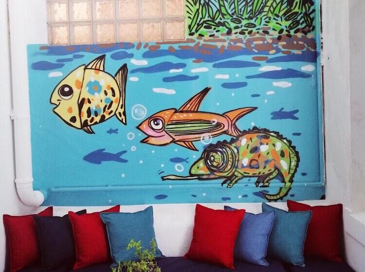 בית מלון כפרי Daddy Long Legs Art