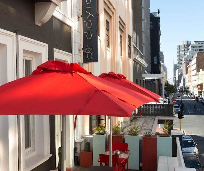 בית מלון כפרי Daddy Long Legs Art