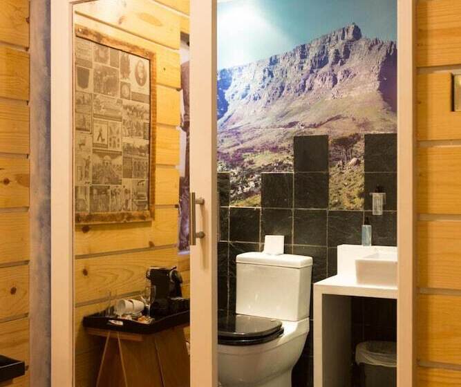 בית מלון כפרי Daddy Long Legs Art