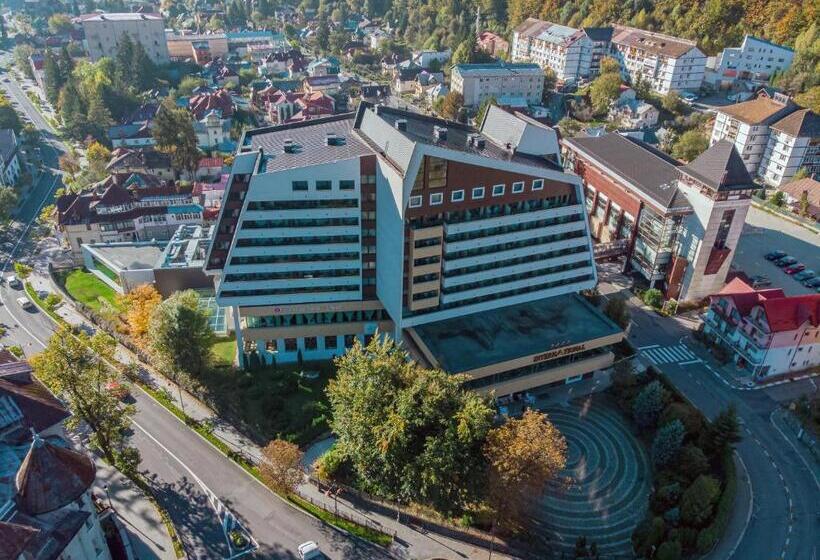 בית מלון כפרי International