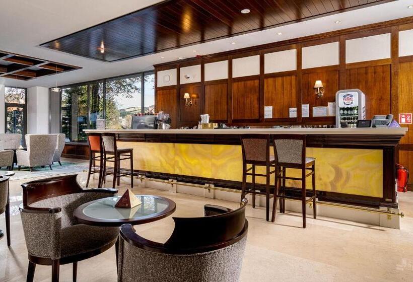 בית מלון כפרי International