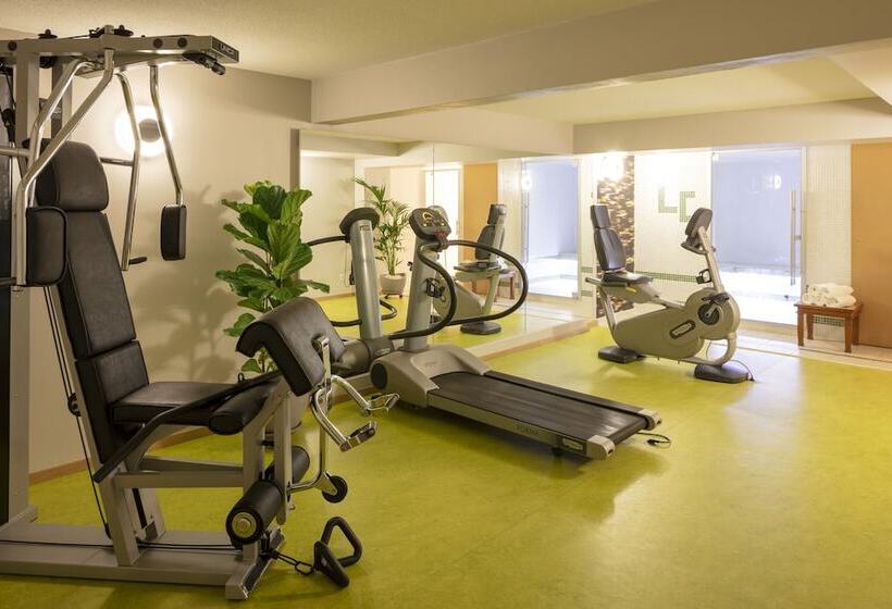 Отель La Chaumiere