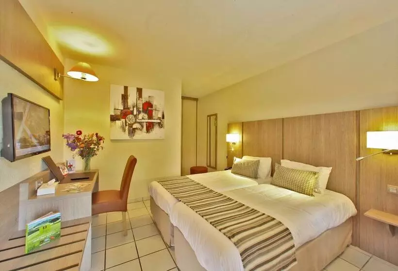 Отель Hostellerie Du Causse