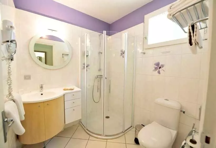 Отель Hostellerie Du Causse